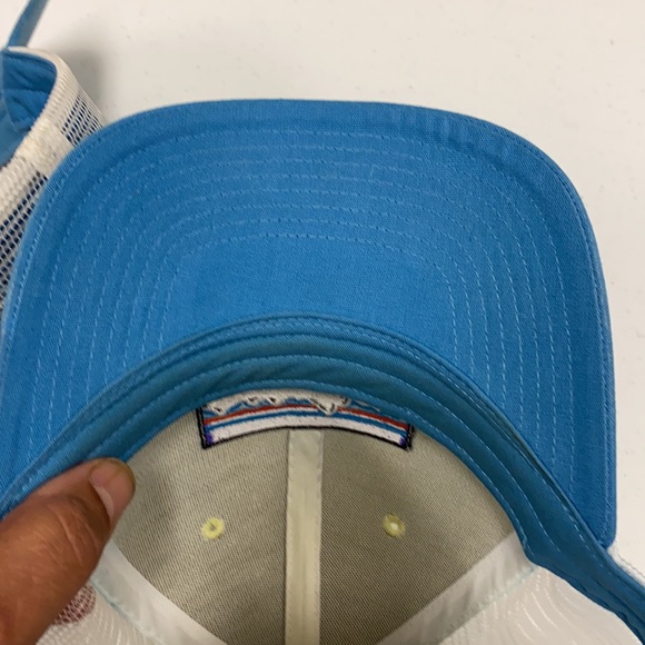 Patagonia hats his and hers. - Picture 6 of 7